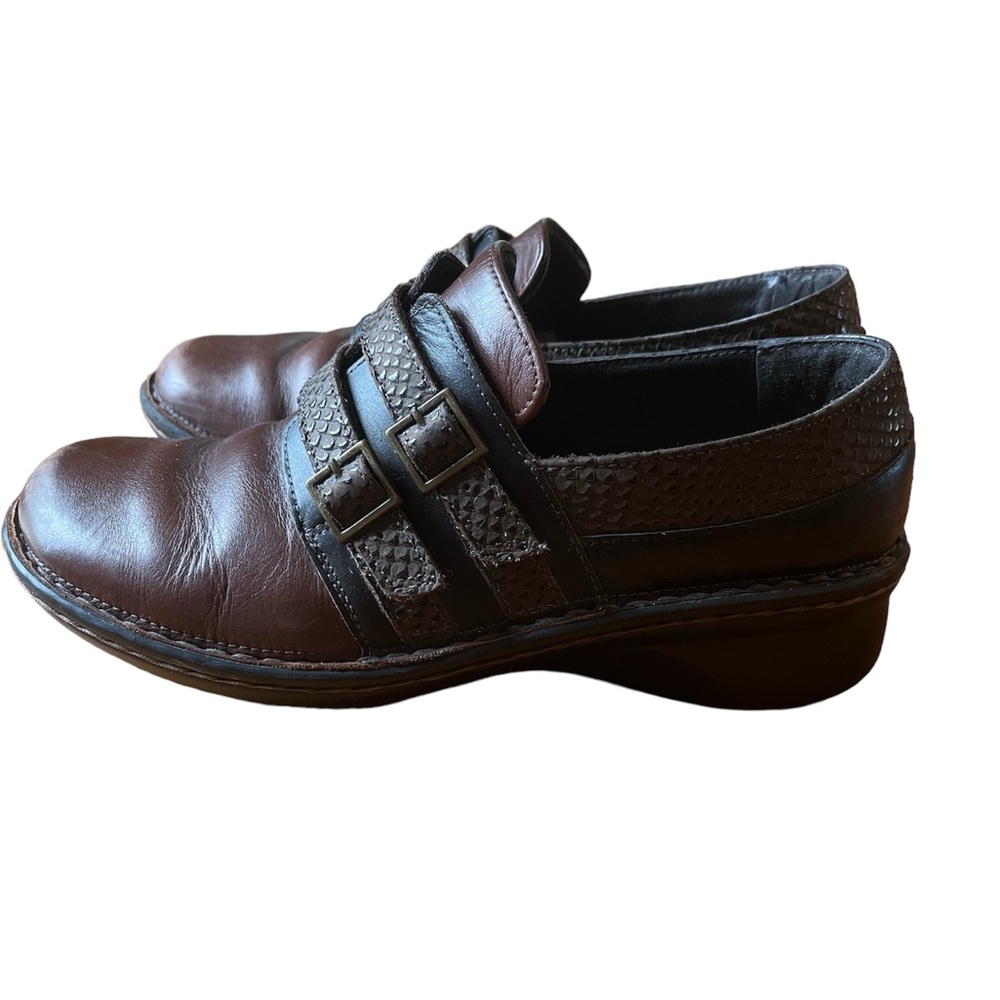 Naot Shoes size 7, slip on, brown